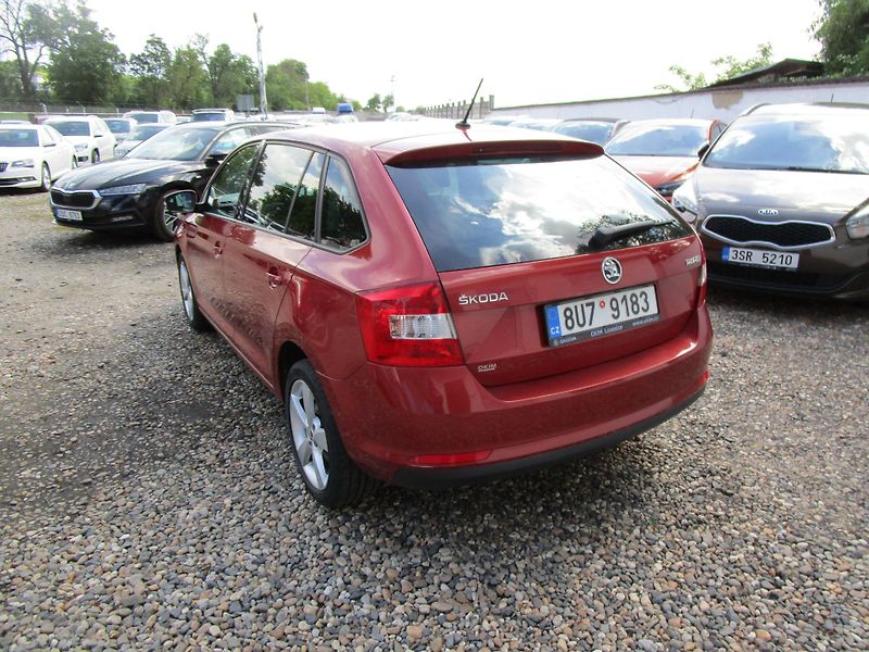 Škoda Rapid - fotka 4 z 17