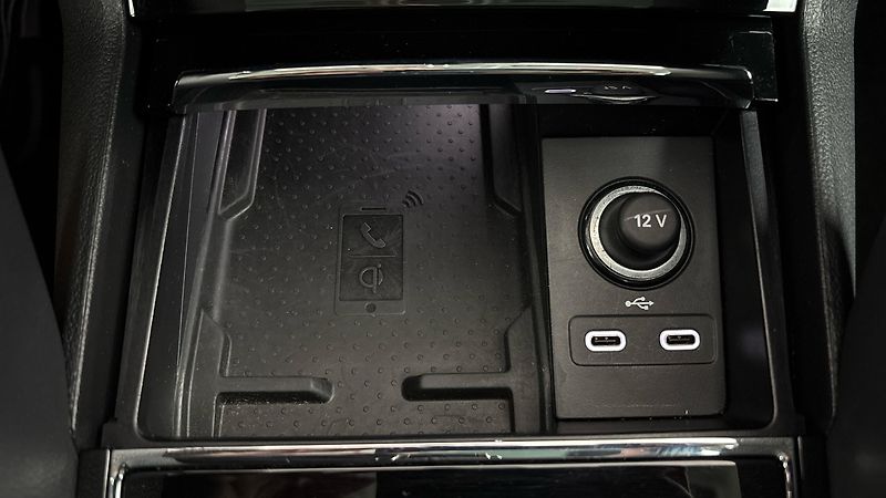 Škoda Karoq 2.0 TDI DSG 4x4 Style - fotka 23 z 29