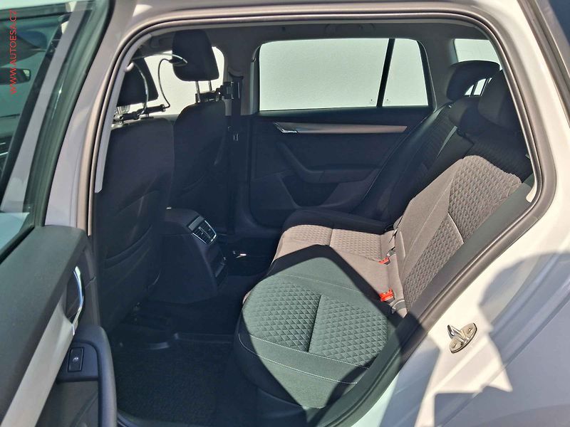 Škoda Octavia (2017) 2.0 TDi, Drive, DSG, LED - fotka 10 z 21