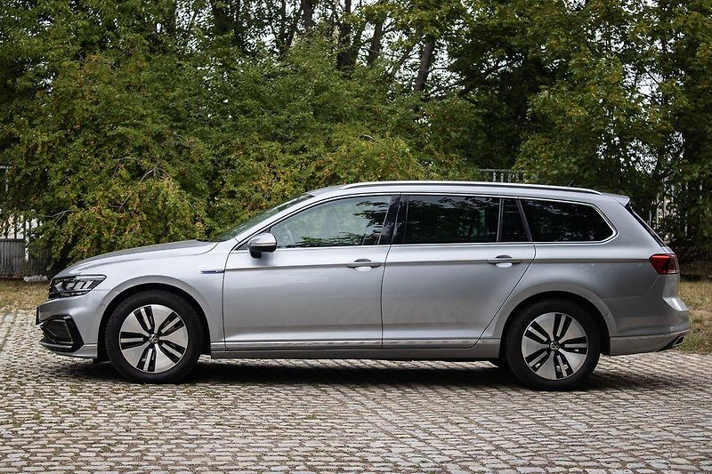 Volkswagen Passat - fotka 8 z 21