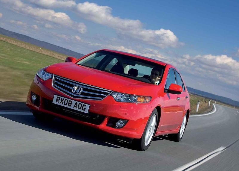 Za 228 tisíc korun jsme našli Hondu Accord z roku 2010.