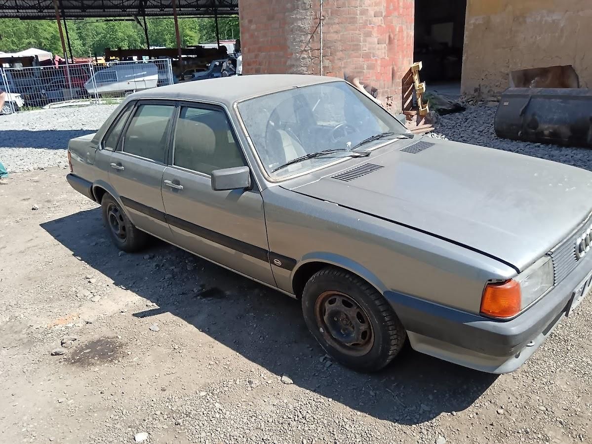 Audi 80