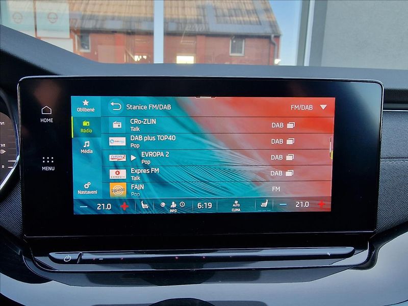 Škoda Octavia 2.0TDI Style, původ ČR,1.Maj. - fotka 29 z 50