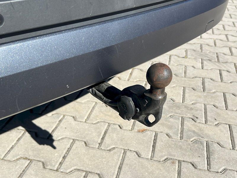 Škoda Karoq (2019) Ambition 1.6TDi 85kW 6°manuáln - fotka 28 z 30