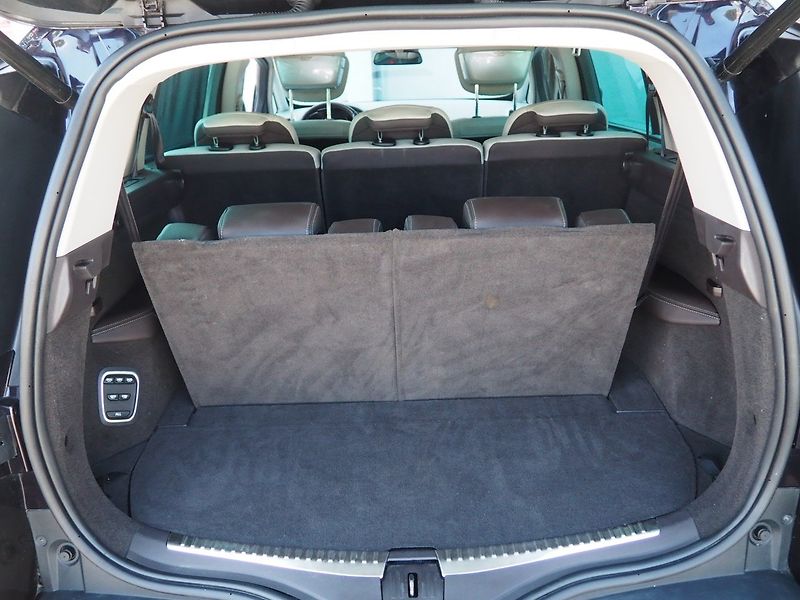 Renault Espace (2016) 1.6 dCi Init.Paris,7MÍST,Tažné - fotka 18 z 47