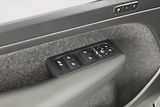 Volvo XC40 (2023) B3 - náhled 18