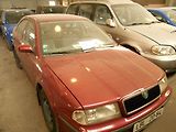 Octavia 1,6 první generace má vyvolávací cenu 7500 Kč