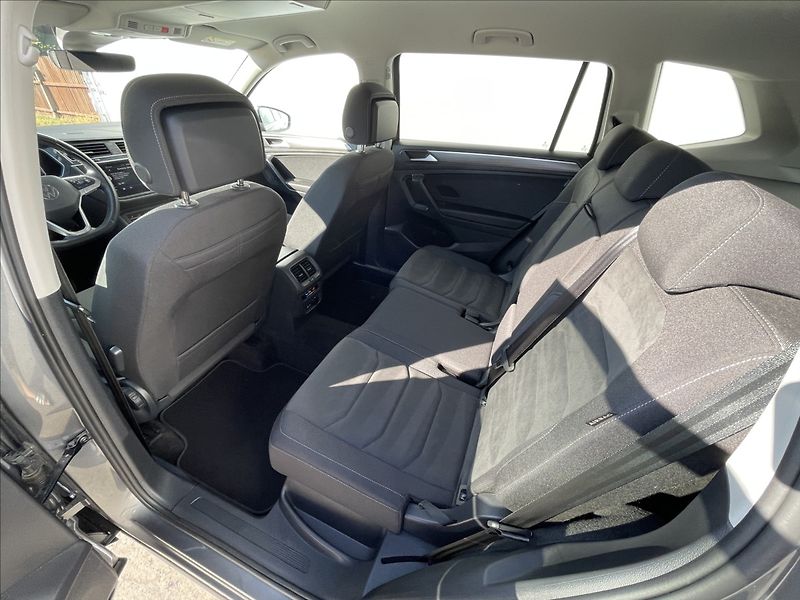 Volkswagen Tiguan Allspace 2,0 TDI 4Motion DSG Elegance - fotka 16 z 23