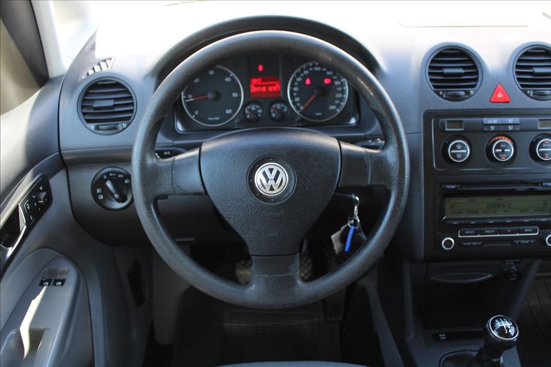 Volkswagen Caddy 1,9 TDI  LONG,7 MÍST - fotka 10 z 19