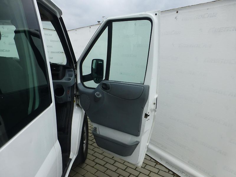Ford Transit (2013) 2,2TDCI-92KW*KŮŽE*VALNÍK*6MÍST - fotka 18 z 25