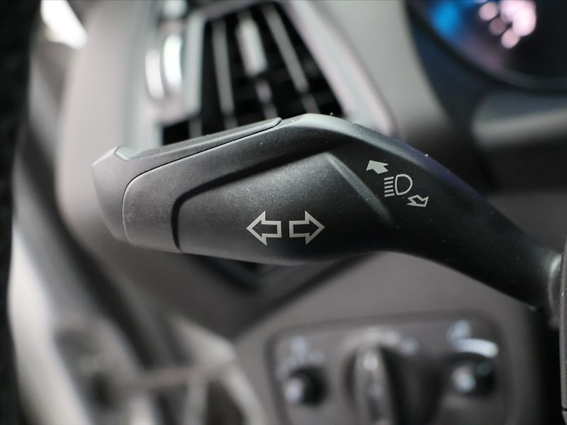 Ford Kuga 2,0 TDCI 103KW Aut.klima - fotka 15 z 30