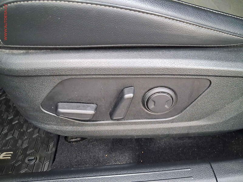 Kia Sportage (2023) 1.6 T-GDi, 1.maj,ČR, TOP - fotka 14 z 20