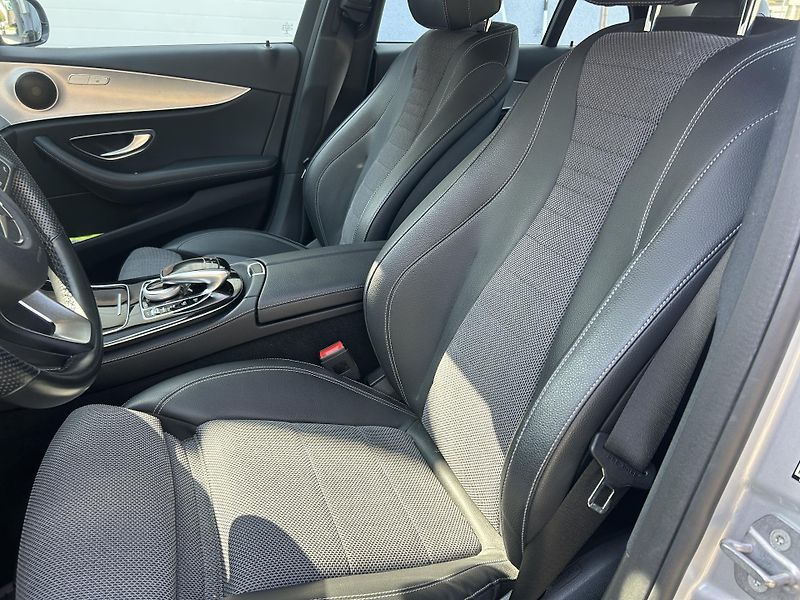 Mercedes-Benz Třídy E E 350d 190kW nové v ČR 58639km - fotka 31 z 61