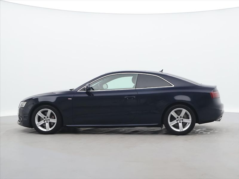 Audi A5 2,7 TDI 140kW S-Line Bang&Oluf - fotka 4 z 32