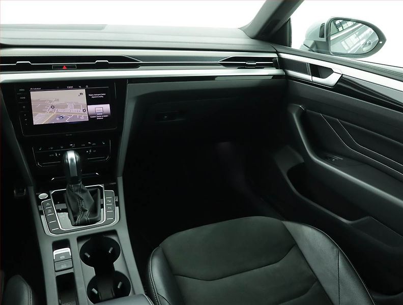 Volkswagen Arteon (2023) R-line 2.0 TDI - fotka 8 z 17