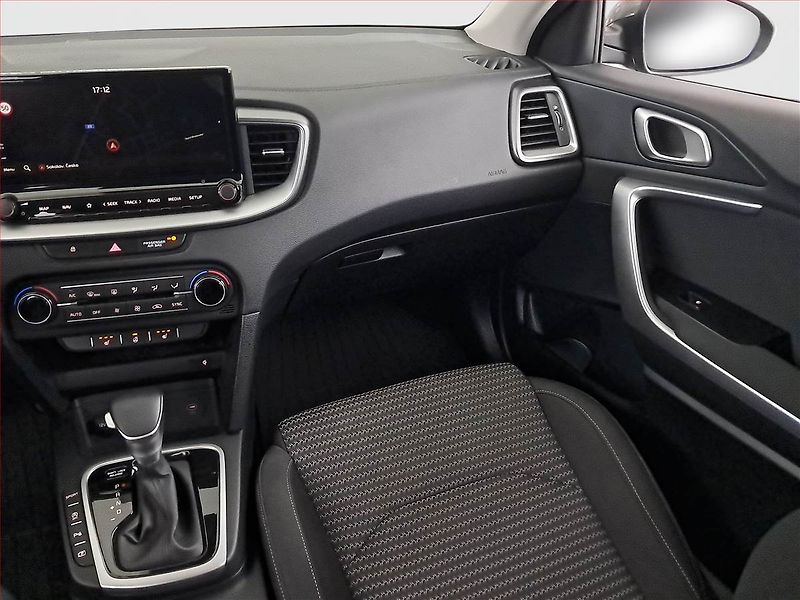 Kia Ceed (2026) 1.5 T-GDI - fotka 8 z 19
