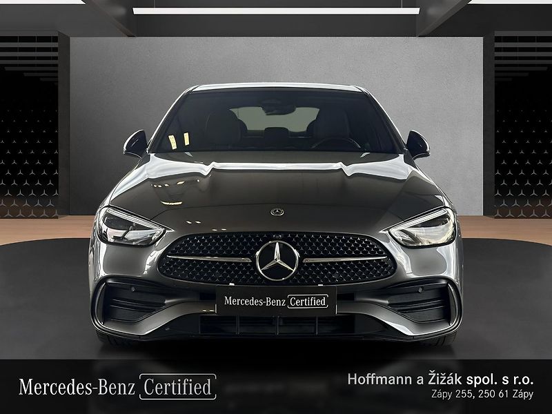 Mercedes-Benz Třídy C 220d AMG Premium Plus - fotka 2 z 21