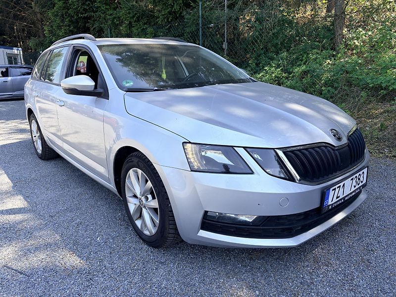 Škoda Octavia 2.0TDI 4x4 DSG - fotka 2 z 42
