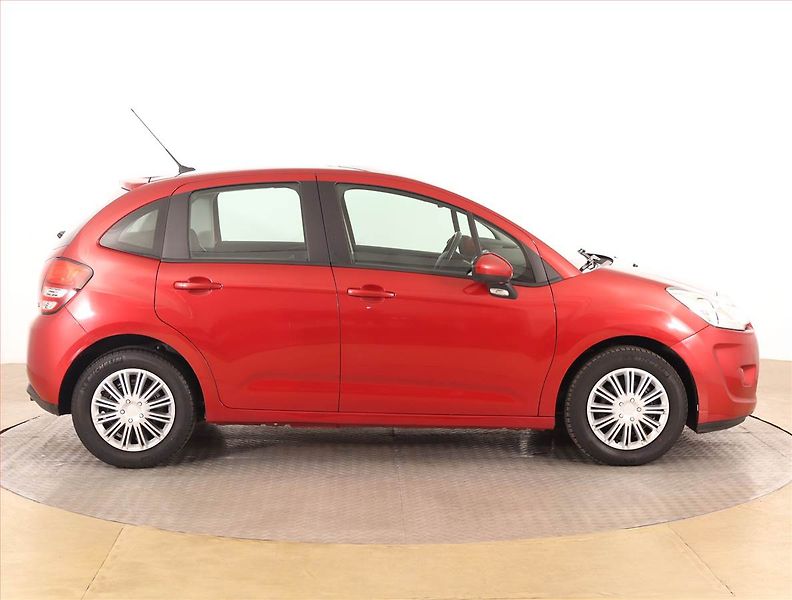 Citroën C3 (2011) 1.4 i, Serv.kniha, Tempomat - fotka 6 z 14
