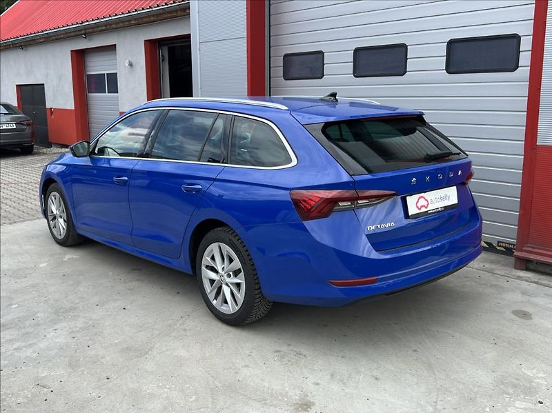 Škoda Octavia 2,0 TDI 110kW Style webasto - fotka 3 z 27