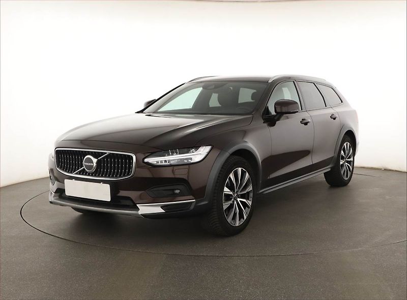 Volvo V90 (2020) Cross Country - fotka 2 z 20