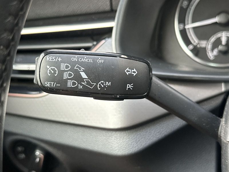 Škoda Kamiq (2023) 1.0 TSI Style - fotka 18 z 28