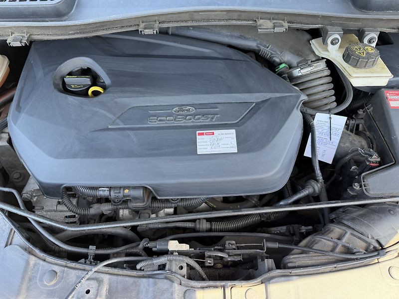 Ford Kuga 1.6 EB TITANIUM ROZVODY TAŽNÉ - fotka 39 z 40