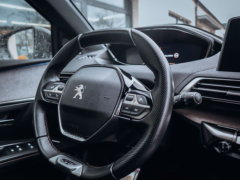 Peugeot 5008 2.0 BlueHDi EAT8 GT Line - fotka 22 z 32