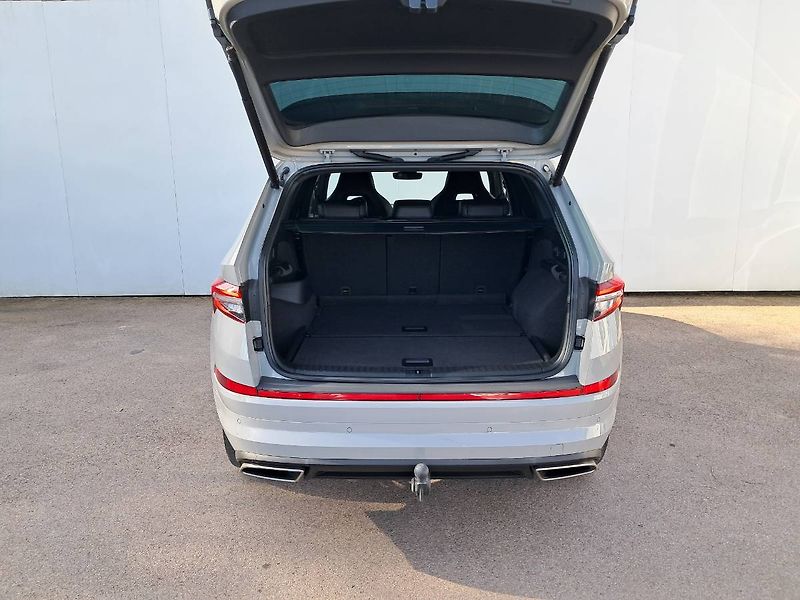 Škoda Kodiaq (2023) RS 2.0 TSI / 180 kW 4x4 DSG7 - fotka 32 z 33