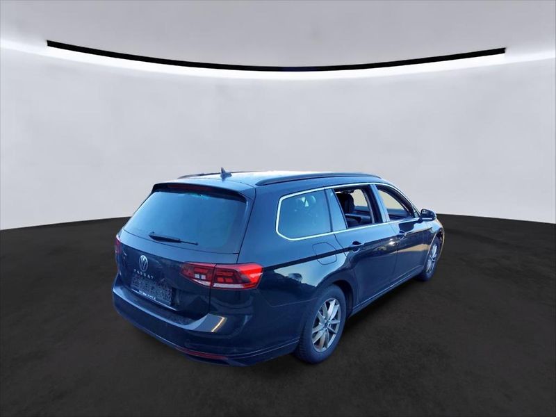 Volkswagen Passat 2,0 TAŽNÉ,KAMERA - fotka 3 z 8