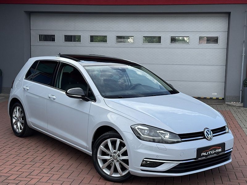 Volkswagen Golf (2017) 1.4TSi HighLine LED Navi Pano - fotka 1 z 50
