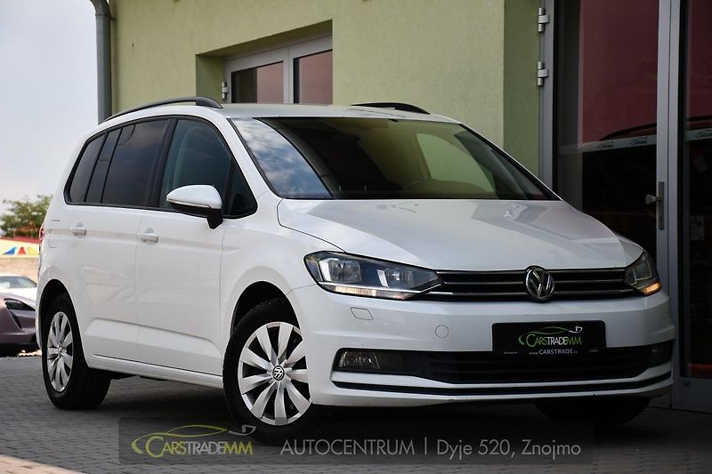 Volkswagen Touran 1.6TDi DSG  - fotka 7 z 48