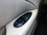 Mercedes-Benz Třídy E (2005) E 320 165kW AUTOMAT BEZ MĚCHŮ - náhled 29