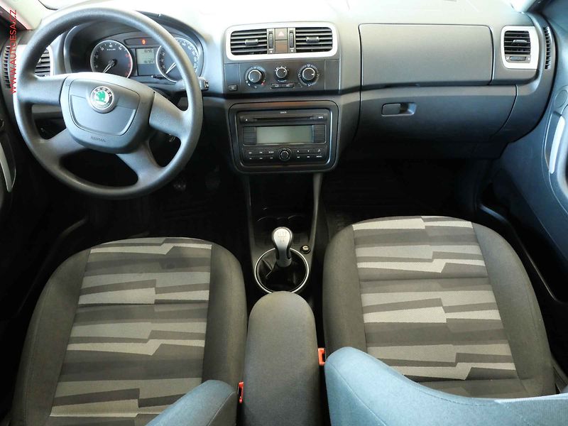 Škoda Roomster (2010) 1.4TSI, 1.maj,ČR, AC, park - fotka 8 z 17