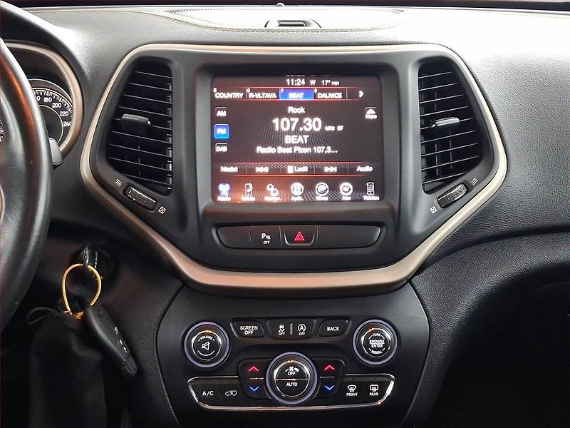 Jeep Cherokee (2016) 2.0 MultiJet, Navi, Tempomat - fotka 12 z 19