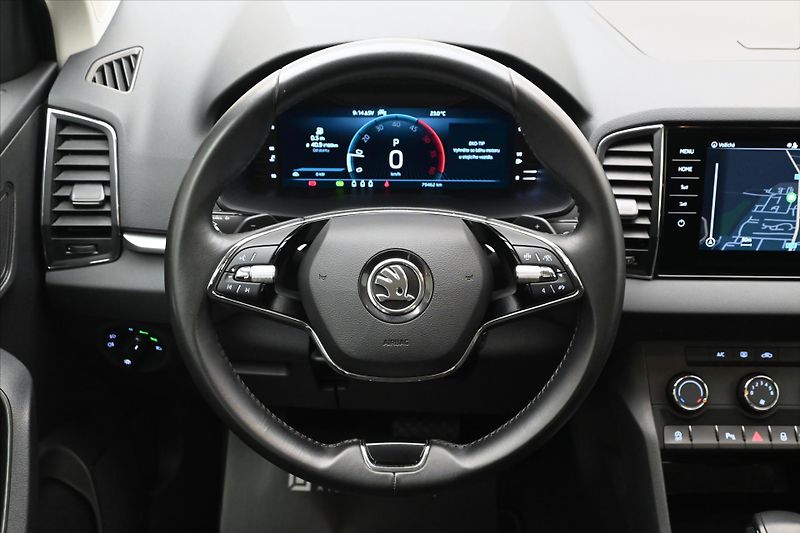 Škoda Karoq 2,0 TDI 110kW 4x4 DSG Ambition - fotka 18 z 30