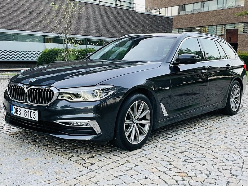 BMW Řada 5 520D AUT KAMERA SERVISKA - fotka 5 z 48