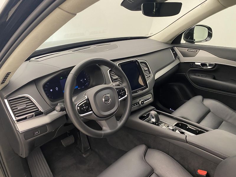 Volvo XC90 B5 AWD BRIGHT ULTIMATE AUT 7m - fotka 4 z 56