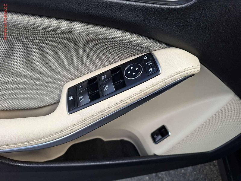 Mercedes-Benz GLA (2018) 2.0i 4Mat, ČR, AT, ACC, LED - fotka 18 z 26