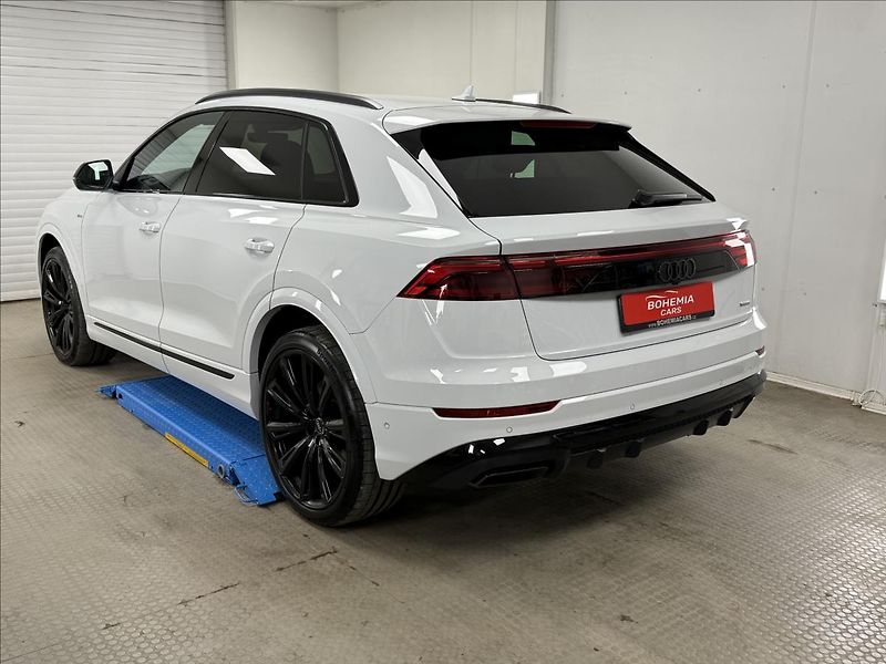 Audi Q8 3,0 50 TDI tiptronic quattro S - fotka 4 z 42