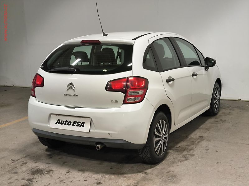 Citroën C3 (2012) 1.1i, ČR, AC - fotka 6 z 16