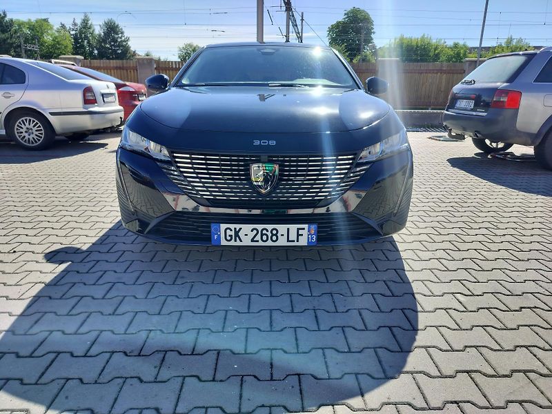 Peugeot 308 SW 130 S&S ALLURE, tažné zař. - fotka 2 z 28