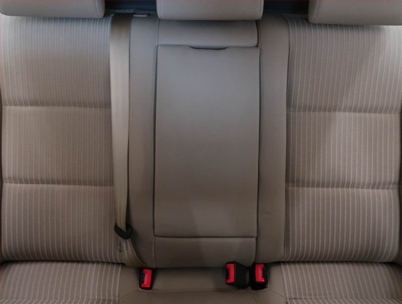 Audi A4 (2005) 2.0, po STK, Tažné, rezervace - fotka 10 z 13