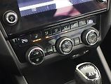 Škoda Octavia (2017) Scout 2.0 TDI, 4X4, Automat - náhled 20