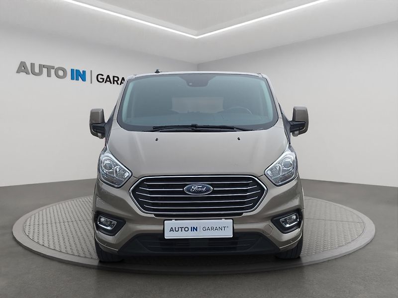 Ford Tourneo Custom (2020) 2.0 EcoBlue MHEV 136kW, 1. Maj - fotka 2 z 22