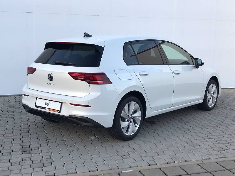 Volkswagen Golf (2026) People 6G 1,5TSI - fotka 2 z 7