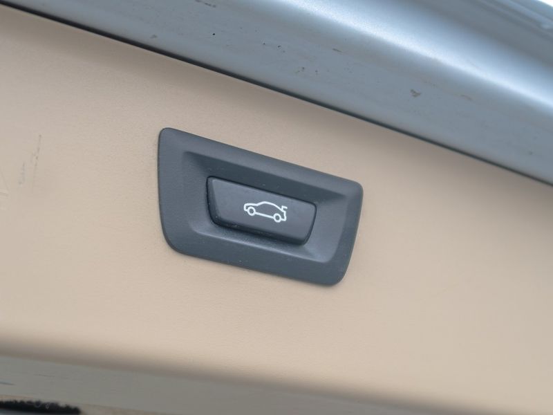 BMW Řada 5 (2012) 3.0D – NOVÉ V ČR - fotka 47 z 55