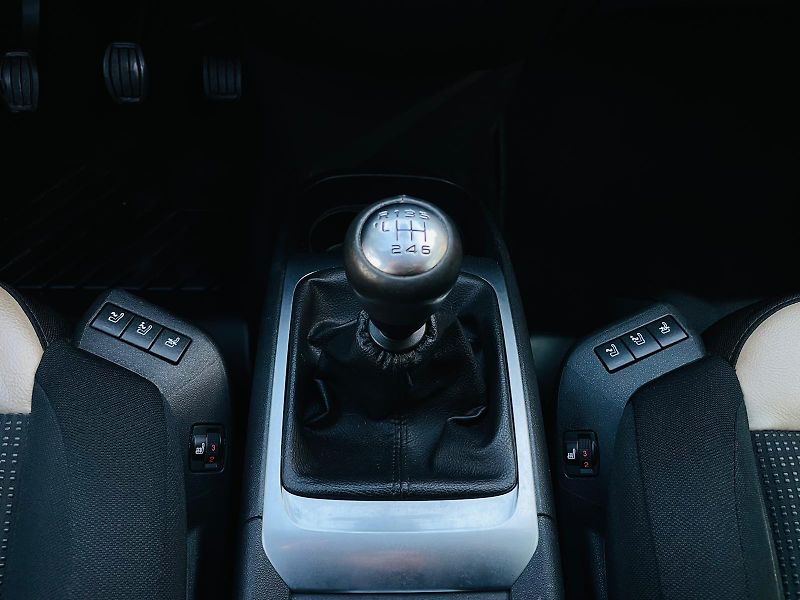 Citroën Grand C4 Picasso 2.0HDi MANUÁL KAMERA TAŽNÉ - fotka 41 z 48