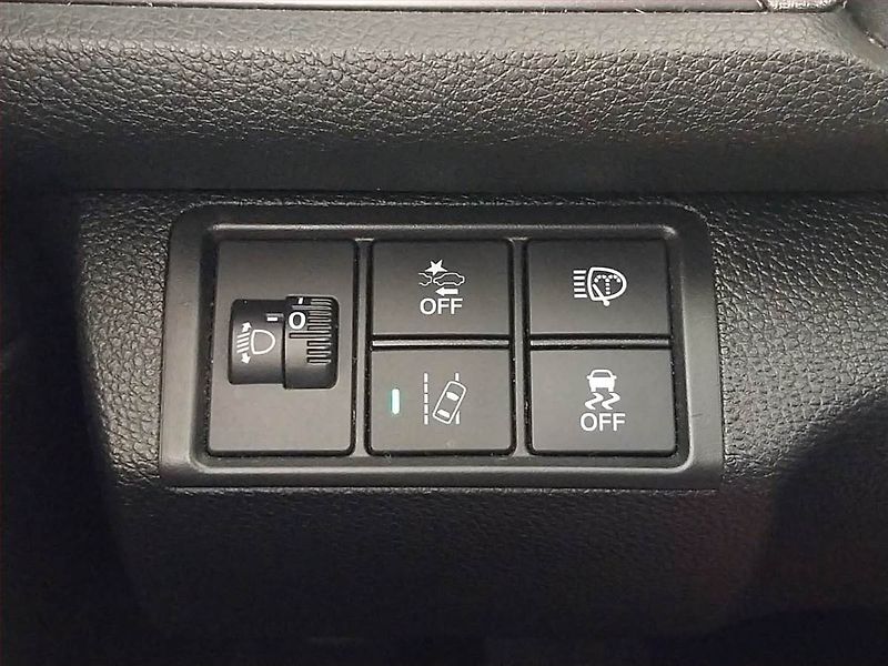 Honda Civic (2017) 1.0 VTEC Turbo, Serv.kniha - fotka 21 z 21