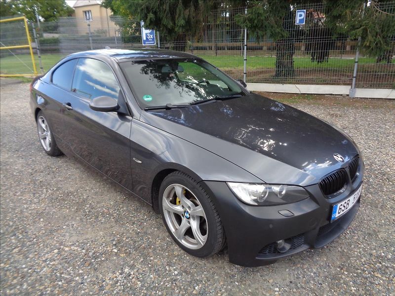 BMW Řada 3 2,5 - fotka 1 z 17